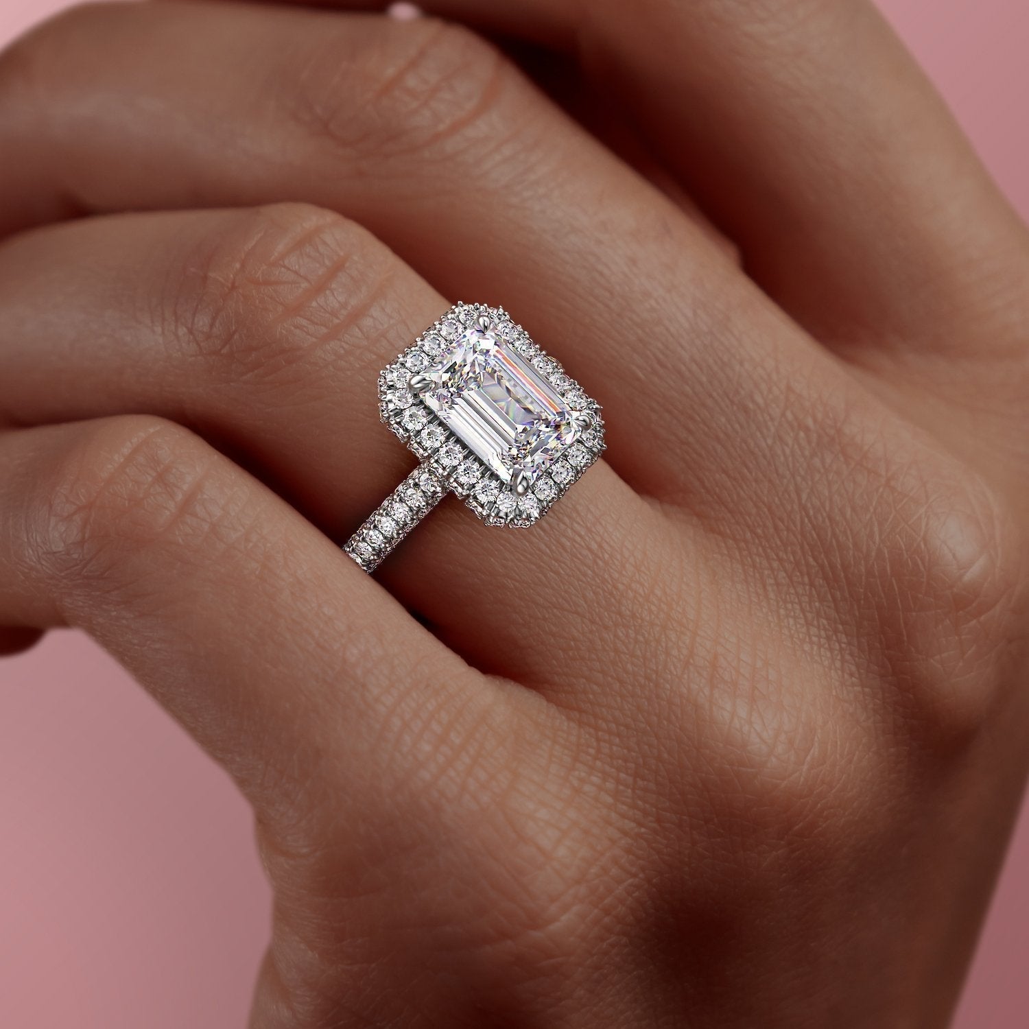 FLM124