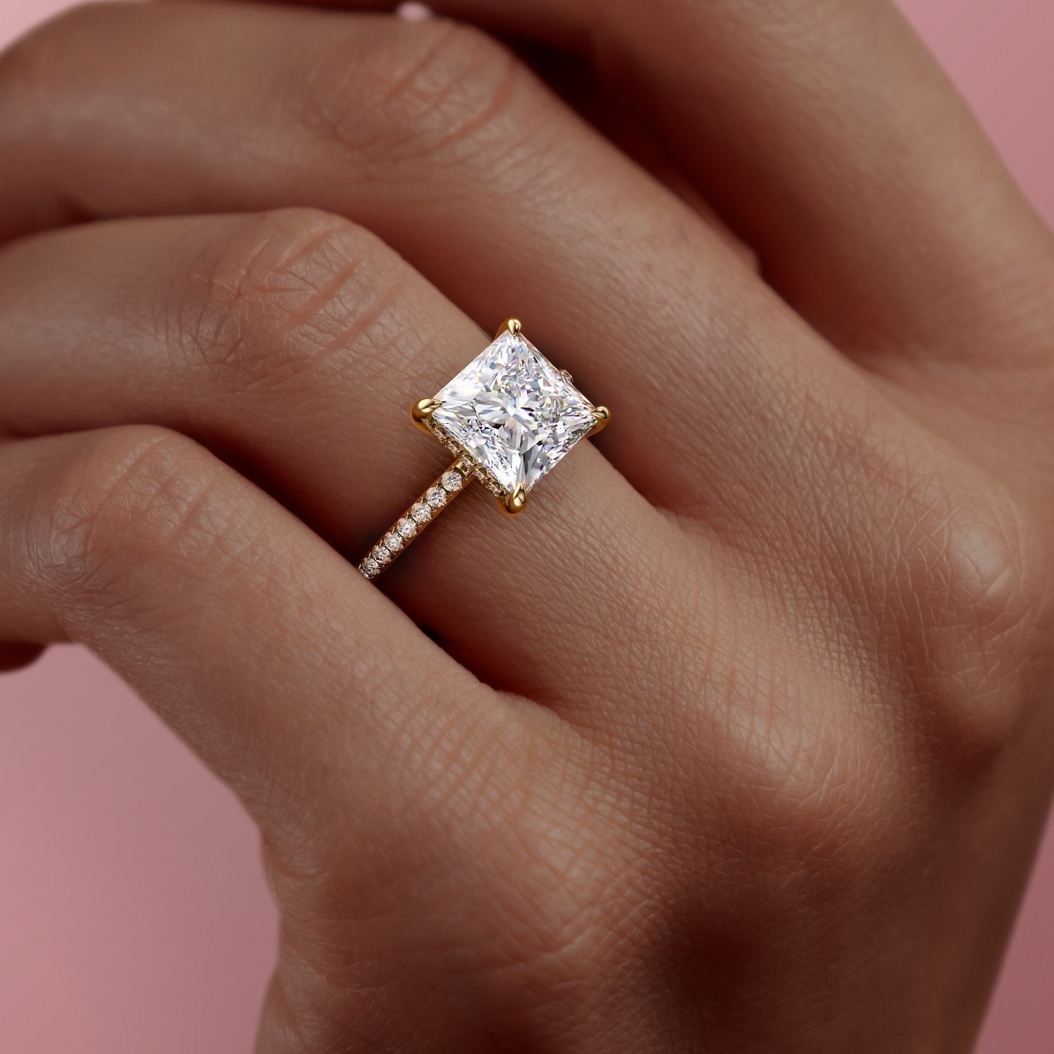 FLM049